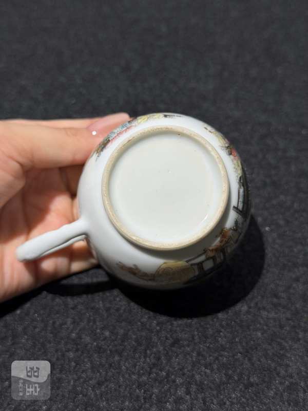 清乾隆 粉彩描金杯碟一组 - 图10